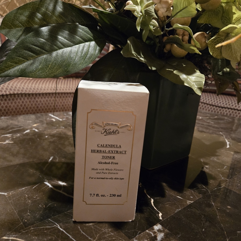 Kiehl's Calendula Herbal-Extract Toner 7.7oz 230ml - NIB - Picture 3 of 13